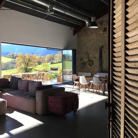 L'autre Sud Bed & Breakfast Lys (Pyrenees-Atlantiques)