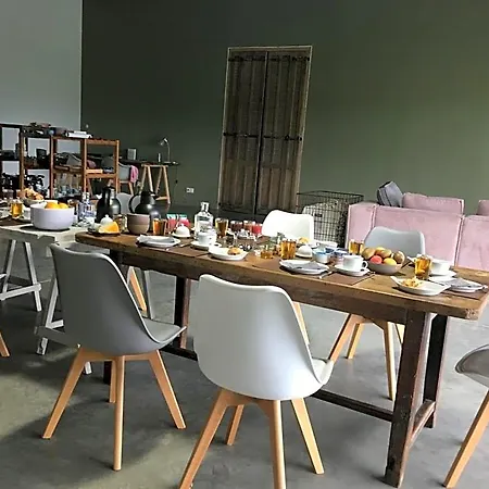 Bed & Breakfast L'autre Sud Lys (Pyrenees-Atlantiques)