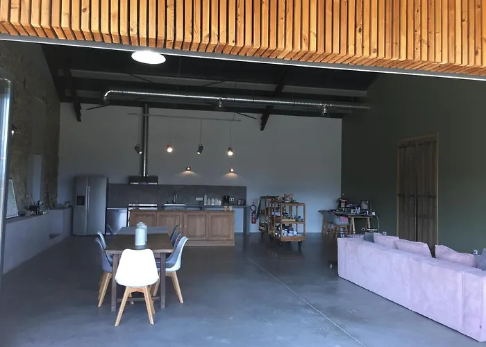 Bed & Breakfast L'autre Sud Lys (Pyrenees-Atlantiques)