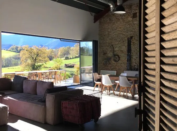 L'autre Sud Bed & Breakfast Lys (Pyrenees-Atlantiques)