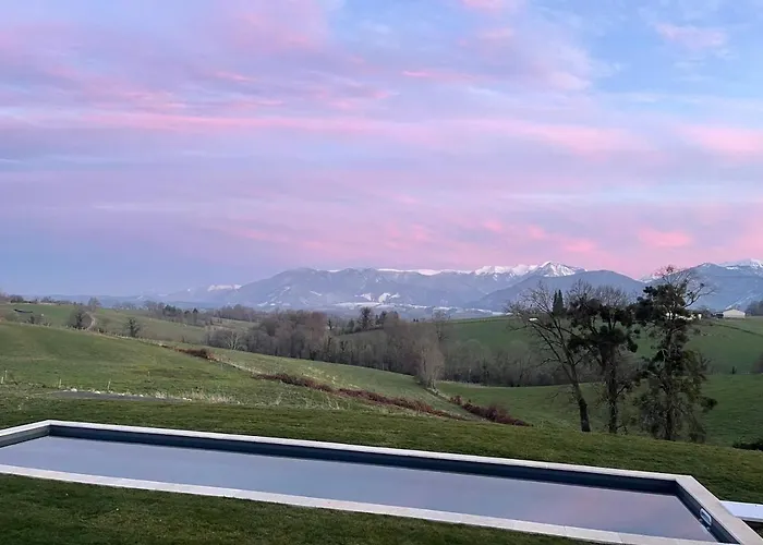 L'autre Sud Bed & Breakfast Lys (Pyrenees-Atlantiques)